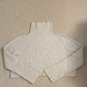 Leith Women's Gray Turtleneck Sweater